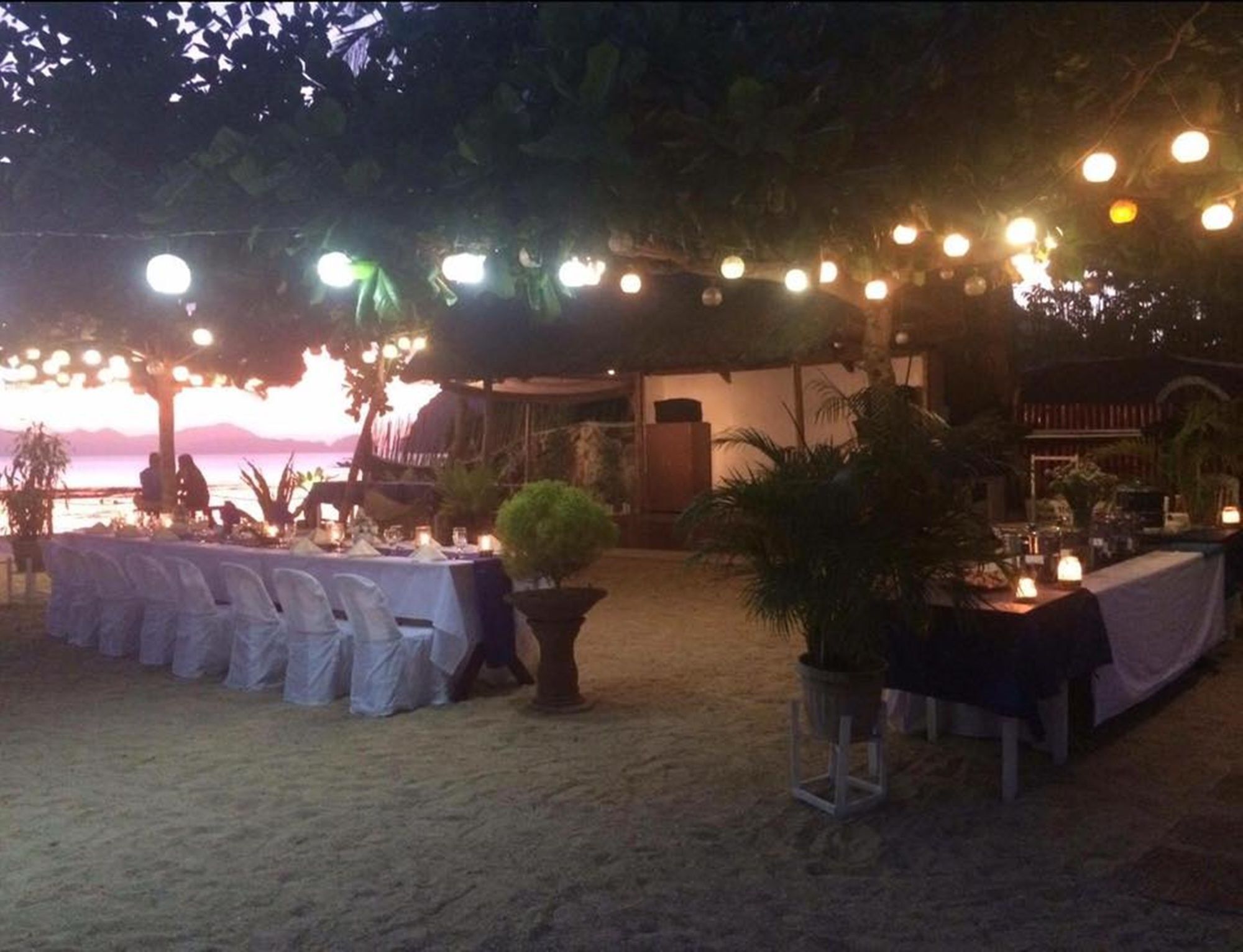 Hotel Stunning Republic El Nido Esterno foto